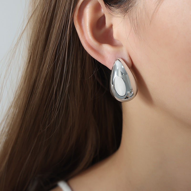 Dewdrop Gloss Earrings | 18K Gold Plating