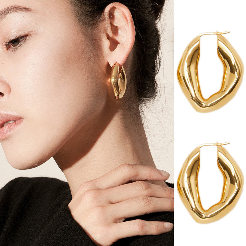 Raye U-Shaped Hoops | 18K Gold Plating