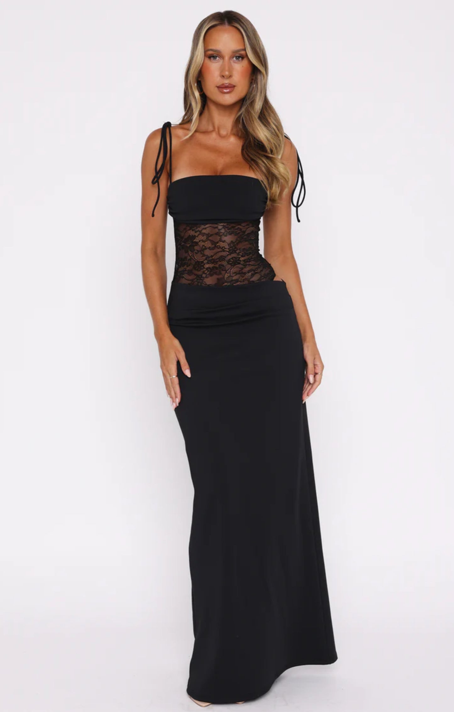 Selur Lace Maxi Dress